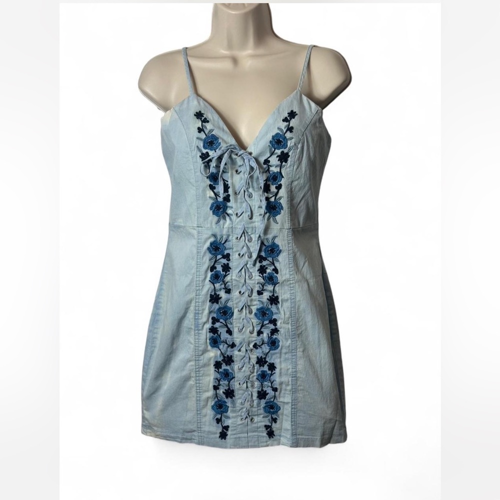 Floral Embroidered Lace Up Mini Dress‎